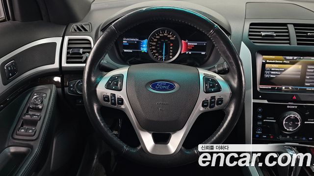 Ford Explorer 3.5 Limited 4WD 5th 2015 — фото 17