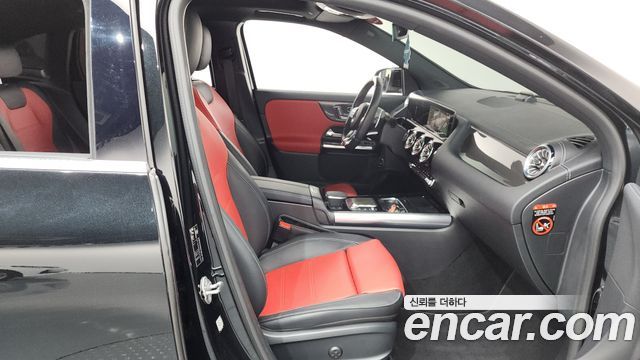 Mercedes-Benz GLA-Class (H247) GLA45 AMG 4MATIC+ 2023 — фото 15