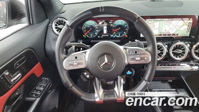 Mercedes-Benz GLA-Class (H247) GLA45 AMG 4MATIC+ 2023 — фото 17