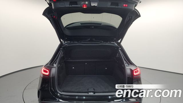 Mercedes-Benz GLA-Class (H247) GLA45 AMG 4MATIC+ 2023 — фото 24