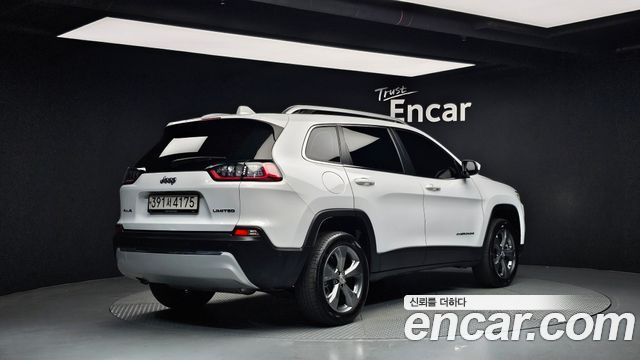Jeep Cherokee (KL) 2.4 Limited AWD 2021 — фото 2
