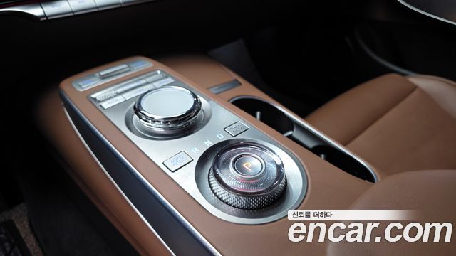 Genesis GV70 2.5T Gasoline 2WD 2022 — фото 9