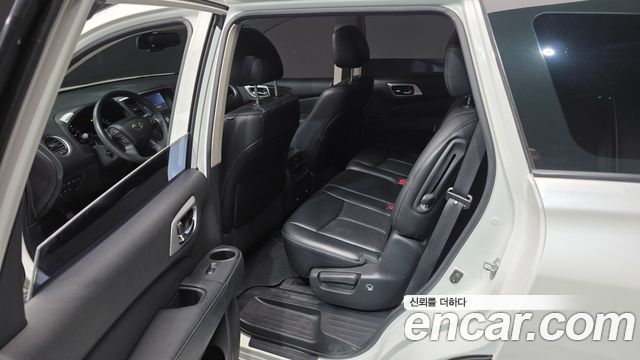 Nissan Pathfinder (IV) 3.5 4WD 2016 — фото 11