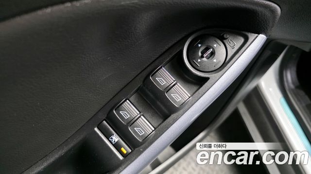 Ford Focus 2.0 Diesel Titanium 3rd 2015 — фото 14
