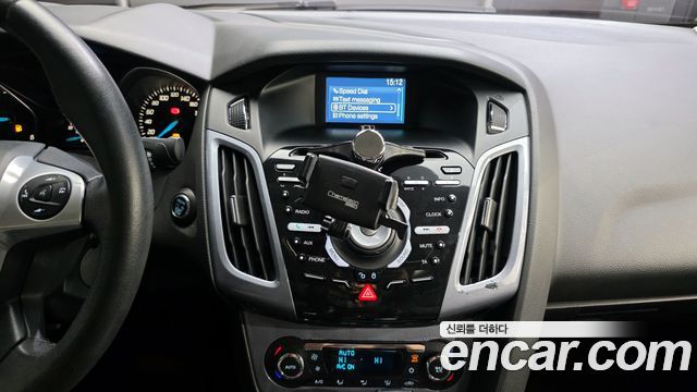 Ford Focus 2.0 Diesel Titanium 3rd 2015 — фото 17