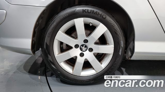 Peugeot 308SW 1.6 e-HDi First Generation 2013 — фото 5