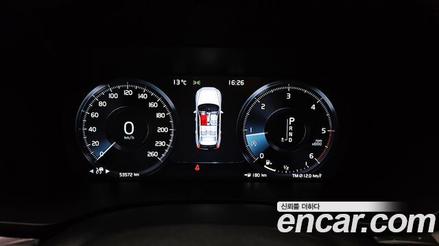 Volvo XC60 (II) D5 Inscription 2018 — фото 8