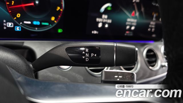 Mercedes-Benz E-Class (W213) E350 4MATIC AMG Line 2022 — фото 9
