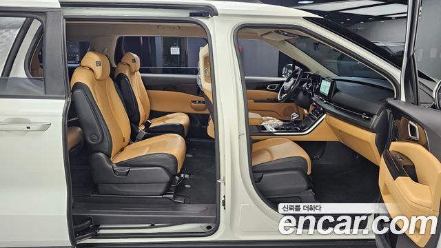 Kia Carnival (IV) Diesel 9-Seater Prestige 2023 — фото 12
