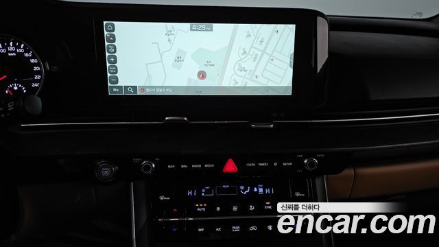 Kia Carnival (IV) Diesel 9-Seater Prestige 2023 — фото 17