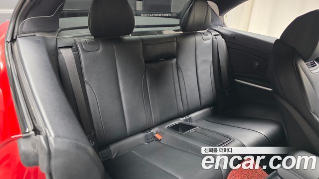 BMW 4 Series (F32) 430i M Sport Convertible 2018 — фото 12