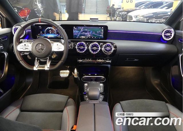 Mercedes-Benz A-Class (W177) AMG A45 4MAITC+ Hatchback 2023 — фото 7