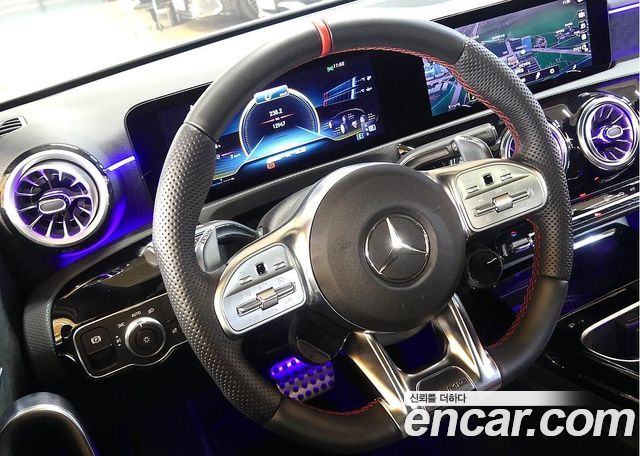 Mercedes-Benz A-Class (W177) AMG A45 4MAITC+ Hatchback 2023 — фото 16