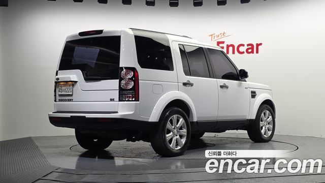 Land Rover Discovery 4 3.0 SDV6 SE 2015 — фото 2