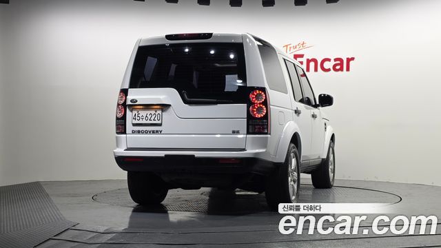 Land Rover Discovery 4 3.0 SDV6 SE 2015 — фото 4
