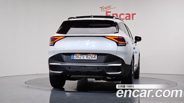 Kia Sportage (V) Gasoline 1.6 Turbo 2WD Signature Gravity 2022 — фото 4