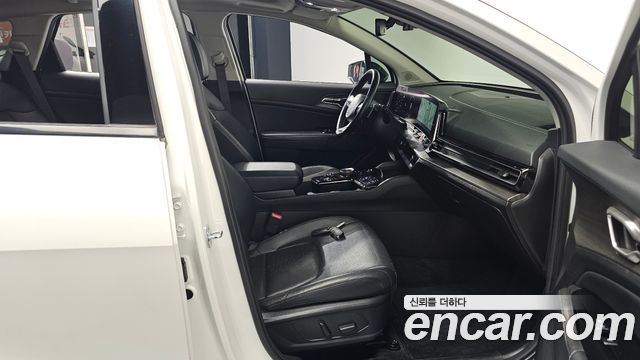 Kia Sportage (V) Gasoline 1.6 Turbo 2WD Signature Gravity 2022 — фото 11