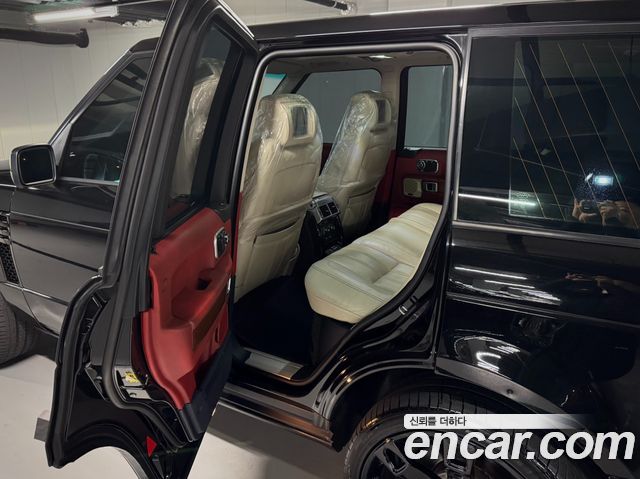 Land Rover Range Rover 4.4 TDV8 Vogue 2011 — фото 19