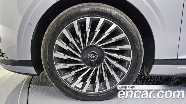 Hyundai Grandeur (GN7) 2,5 Gasoline 2WD Calligraphy 2023 — фото 5