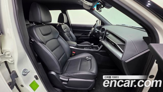 KG Mobility (SsangYong) Torres Gasoline 1.5 2WD T5 2023 — фото 10