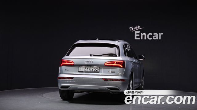 Audi Q5 (FY) 45 TFSI Quattro Premium 2020 — фото 4