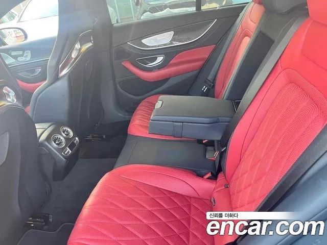 Mercedes-Benz AMG GT 4Door 63 S 4MATIC+ 2023 — фото 15