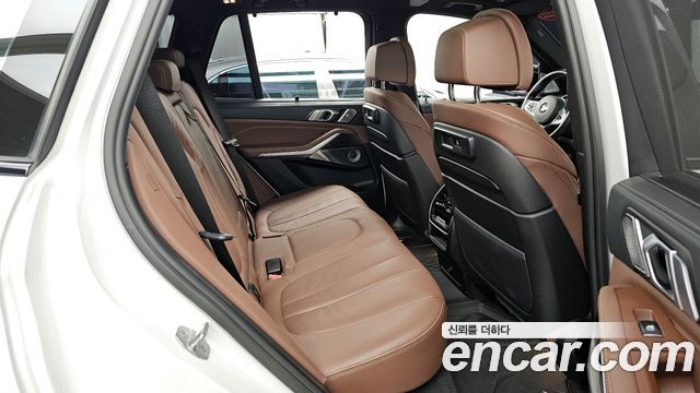 BMW X5 (G05) M50i 2022 — фото 12