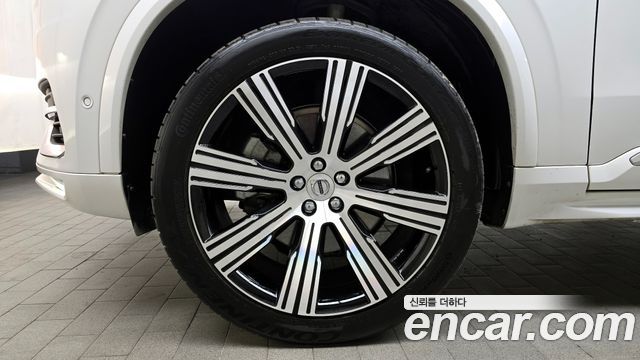 Volvo XC90 (II) B6 Ultimate Bright 2023 — фото 5