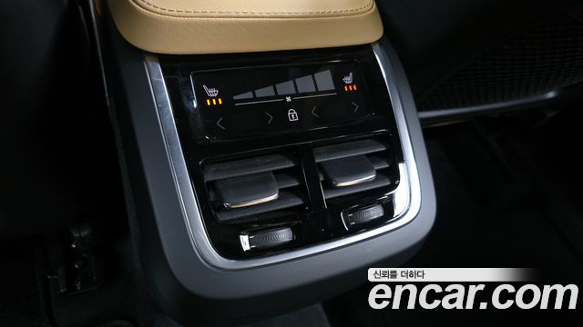 Volvo XC90 (II) B6 Ultimate Bright 2023 — фото 19