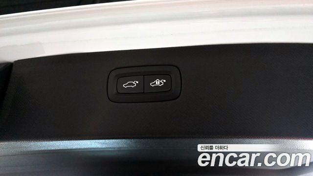 Volvo XC90 (II) B6 Ultimate Bright 2023 — фото 20