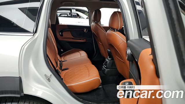 MINI Cooper SD Countryman ALL4 2nd 2021 — фото 12