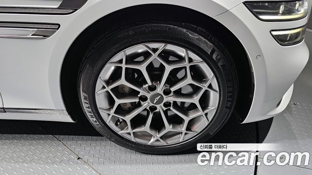 Genesis G80 (RG3) Gasoline 2.5 Turbo AWD 2022 — фото 5