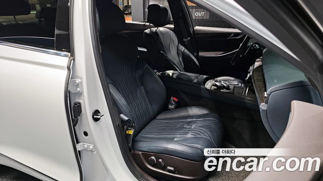 Genesis G80 (RG3) Gasoline 2.5 Turbo AWD 2022 — фото 10