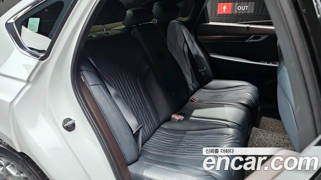 Genesis G80 (RG3) Gasoline 2.5 Turbo AWD 2022 — фото 16