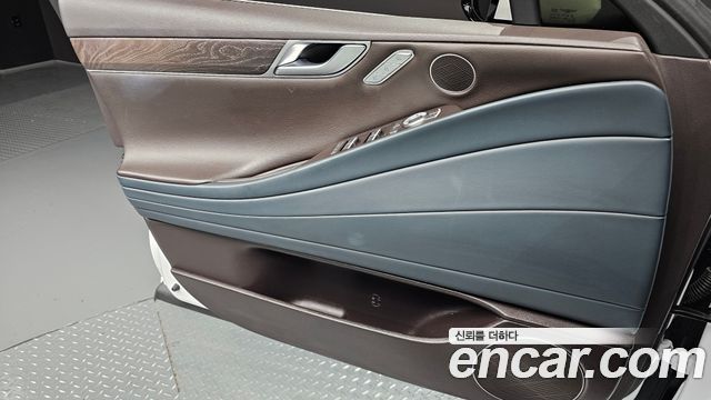 Genesis G80 (RG3) Gasoline 2.5 Turbo AWD 2022 — фото 18
