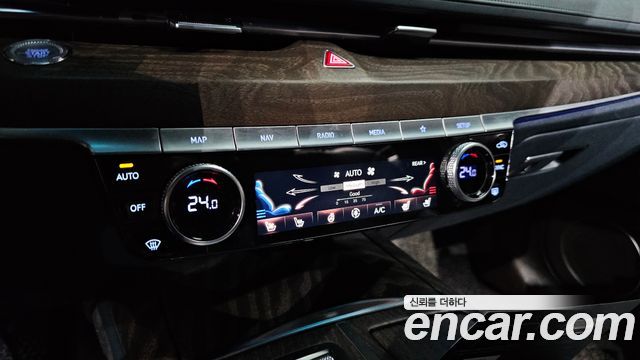 Genesis G80 (RG3) Gasoline 2.5 Turbo AWD 2022 — фото 21