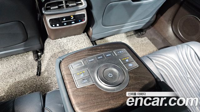 Genesis G80 (RG3) Gasoline 2.5 Turbo AWD 2022 — фото 22