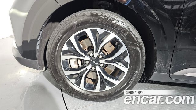Kia Carnival (IV) Diesel 9-Seater Prestige 2023 — фото 5