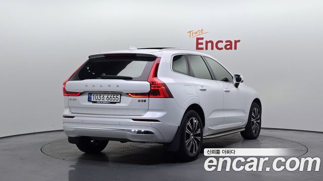 Volvo XC60 (II) B5 Inscription 2022 — фото 2