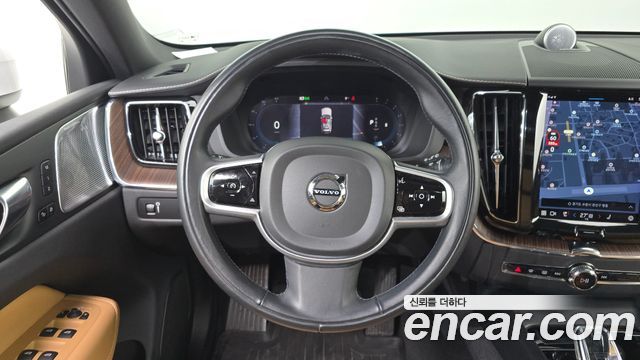 Volvo XC60 (II) B5 Inscription 2022 — фото 13