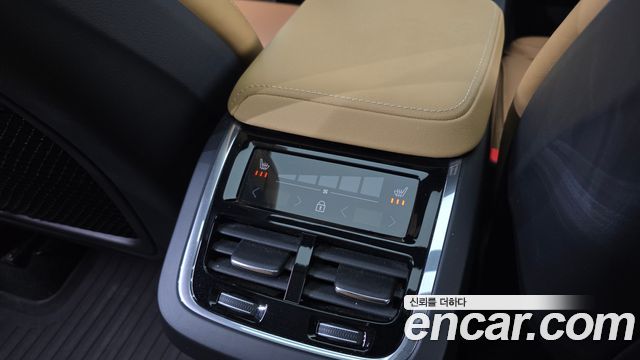 Volvo XC60 (II) B5 Inscription 2022 — фото 18
