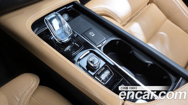 Volvo XC90 (II) T8 Inscription Hybird 2021 — фото 9