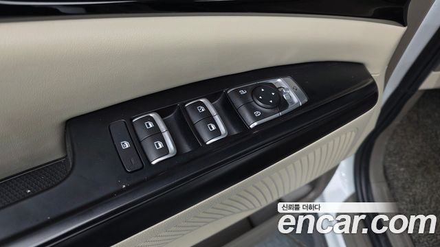 Kia Carnival (IV) Diesel 9-Seater Prestige 2021 — фото 11