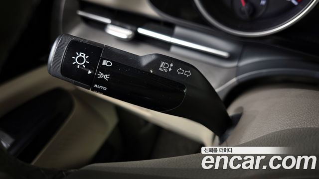 Kia Carnival (IV) Diesel 9-Seater Prestige 2021 — фото 13