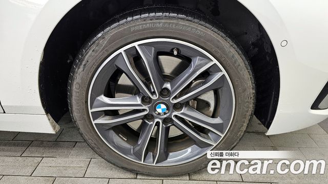 BMW 1 Series (F40) 120i Sports 2024 — фото 5