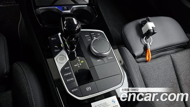 BMW 1 Series (F40) 120i Sports 2024 — фото 9