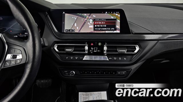 BMW 1 Series (F40) 120i Sports 2024 — фото 14