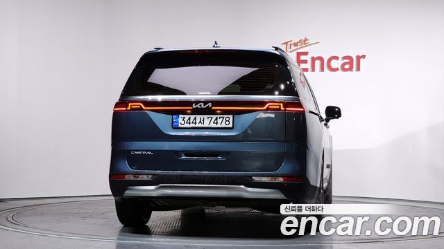 Kia Carnival (IV) Gasoline 9-Seater Signature 2023 — фото 4
