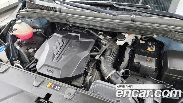 Kia Carnival (IV) Gasoline 9-Seater Signature 2023 — фото 6