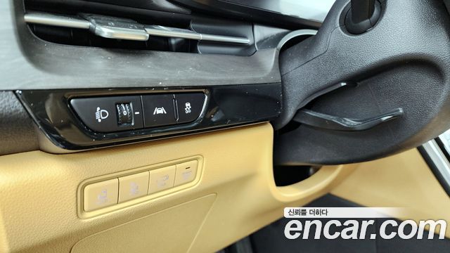 Kia Carnival (IV) Gasoline 9-Seater Signature 2023 — фото 16